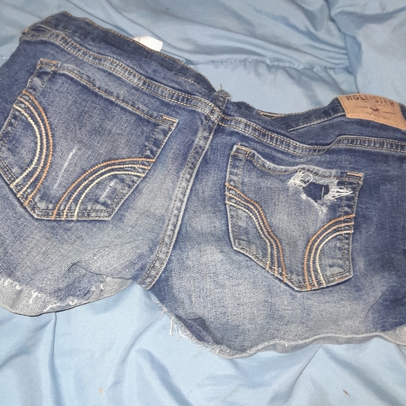 Hollister Denim shorts - Picture 2 of 3